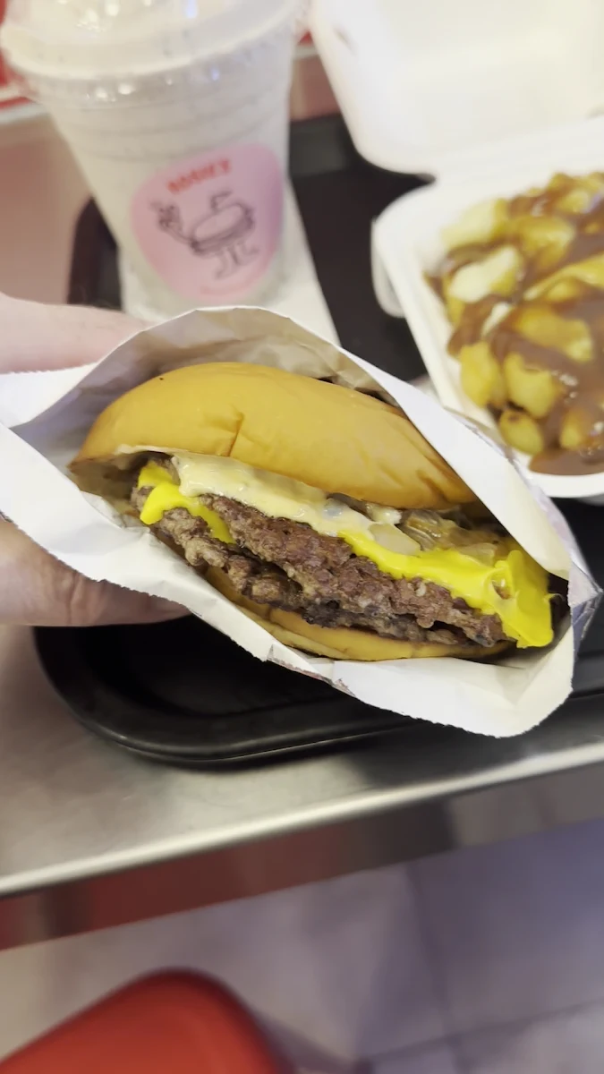 Food & drink, Rosie’s Burgers - 8th Street