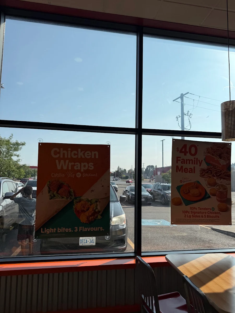 Menu, Popeyes Louisiana Kitchen