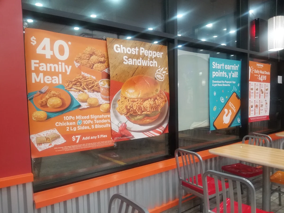 Menu, Popeyes Louisiana Kitchen