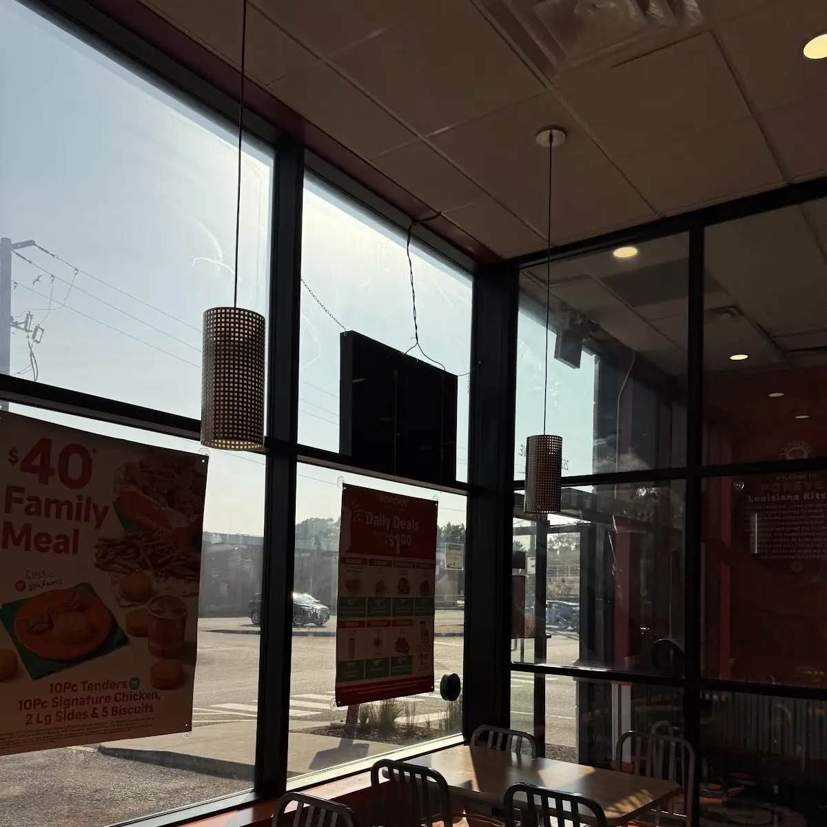Vibe, Popeyes Louisiana Kitchen