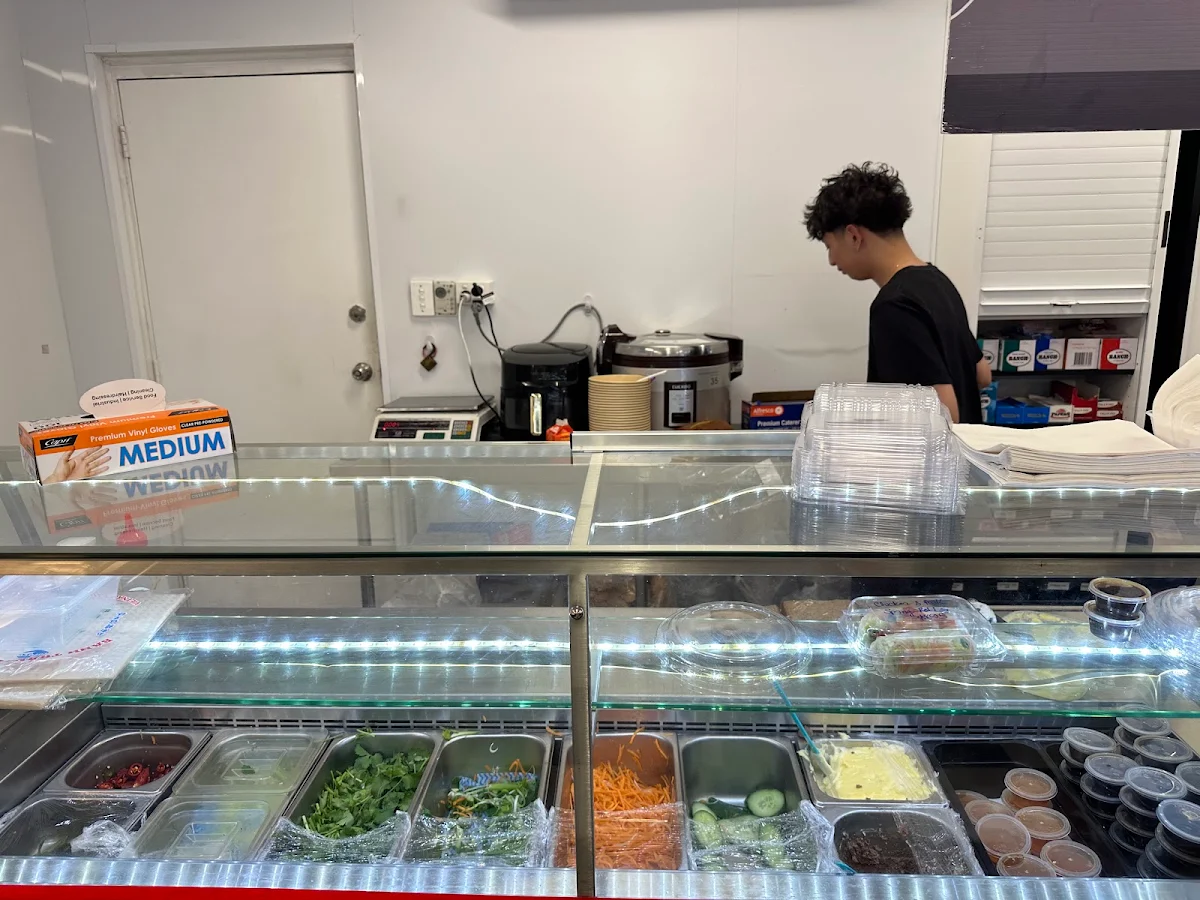Vibe, Greenfields Pitstop Deli & Bakery