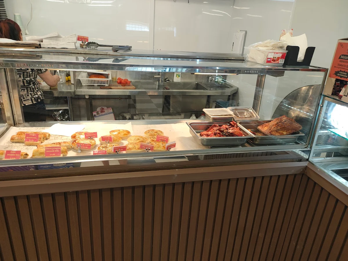Vibe, Greenfields Pitstop Deli & Bakery