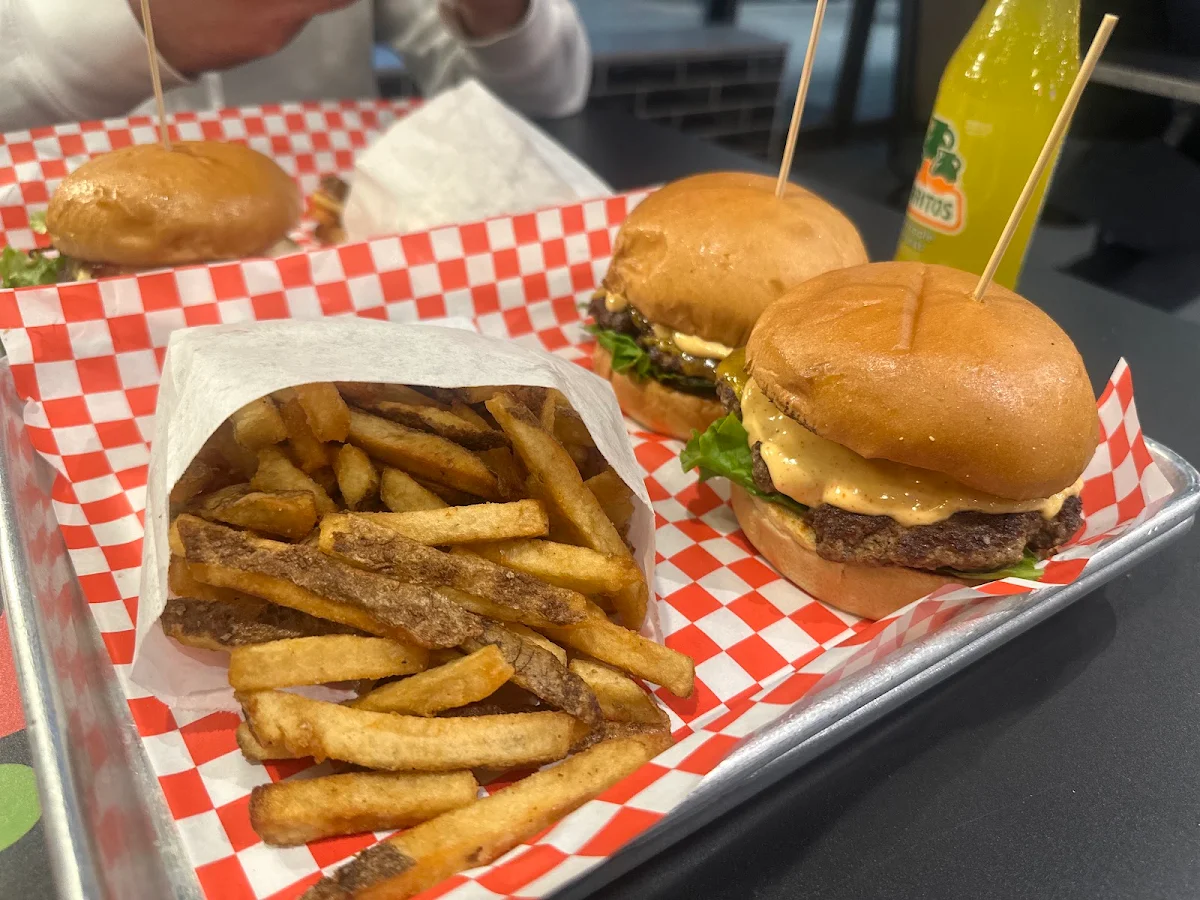 Food & drink, The Burger Bros (CENTRAL PARKWAY)