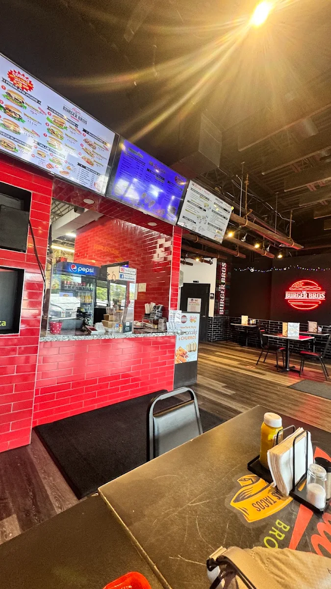 Vibe, The Burger Bros (CENTRAL PARKWAY)