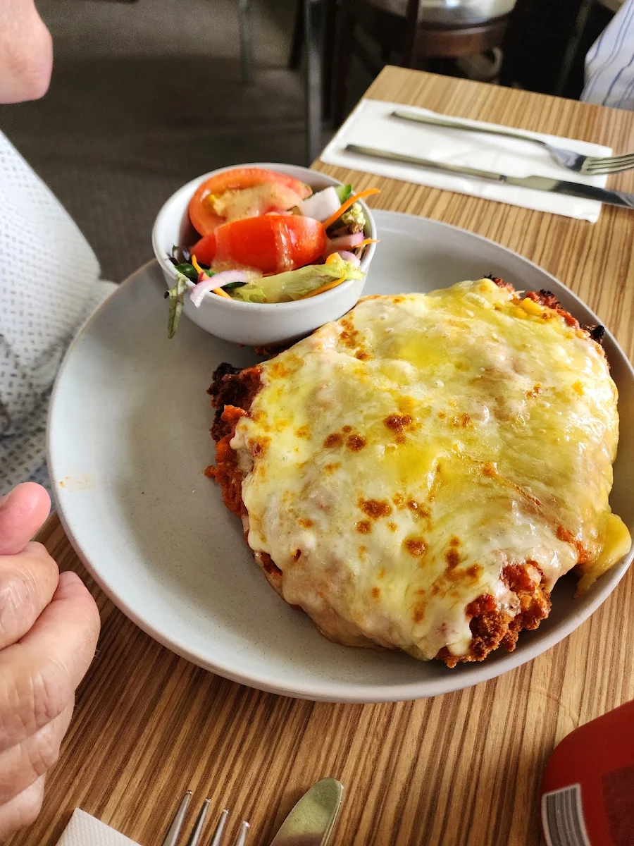 Food & drink, Mount Compass Hotel