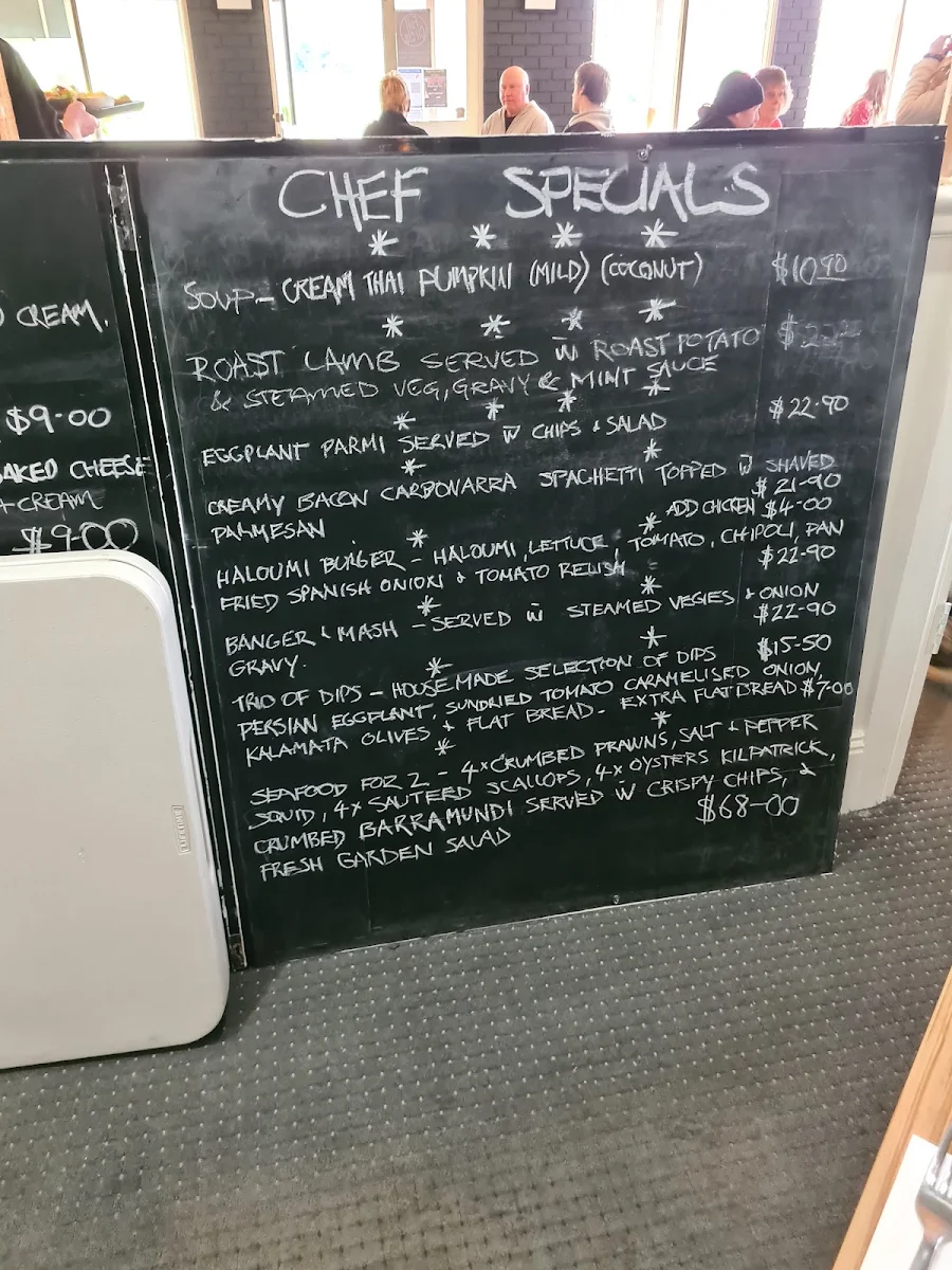 Menu, Mount Compass Hotel
