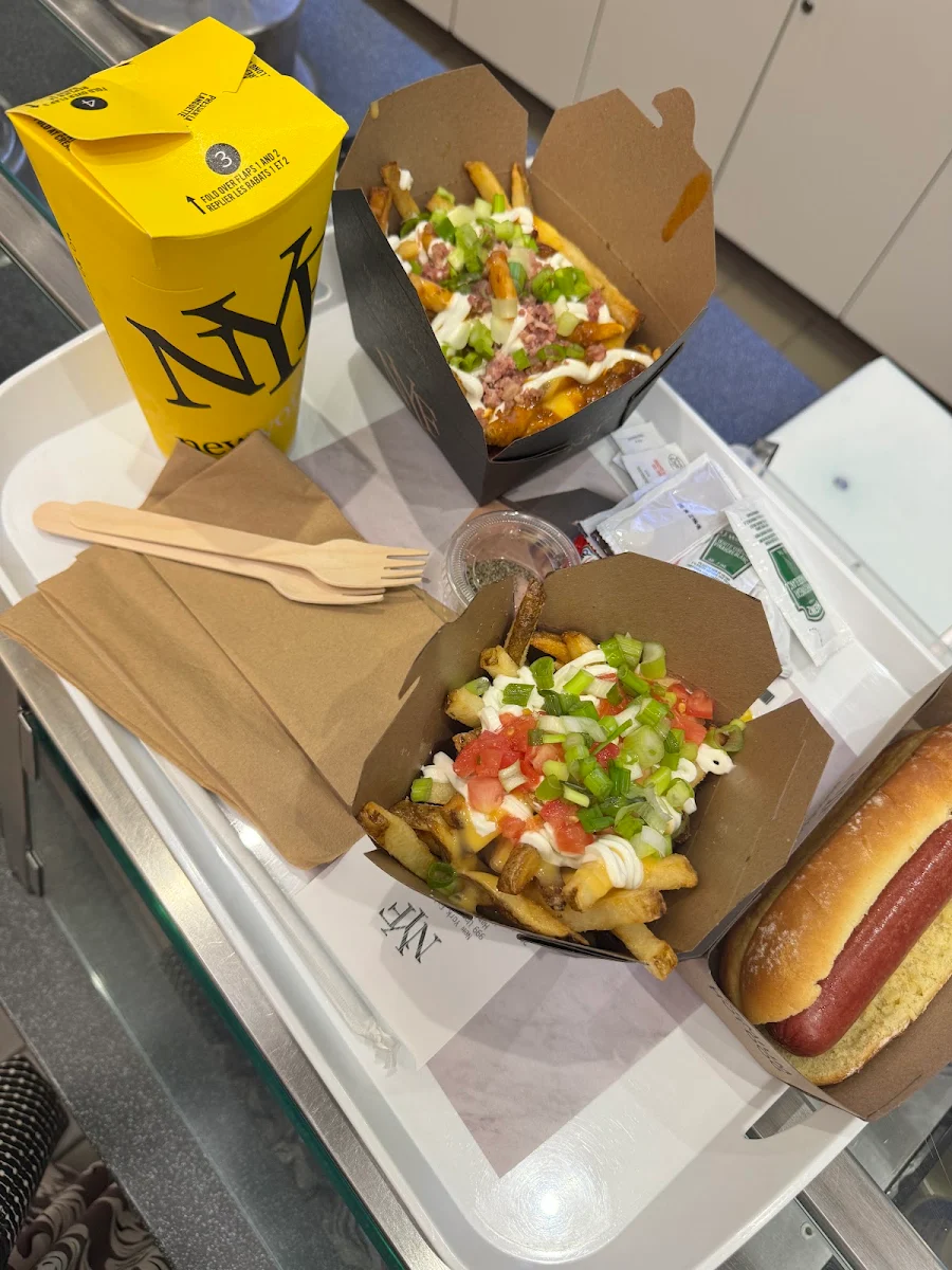 Food & drink, New York Fries Lime Ridge Mall