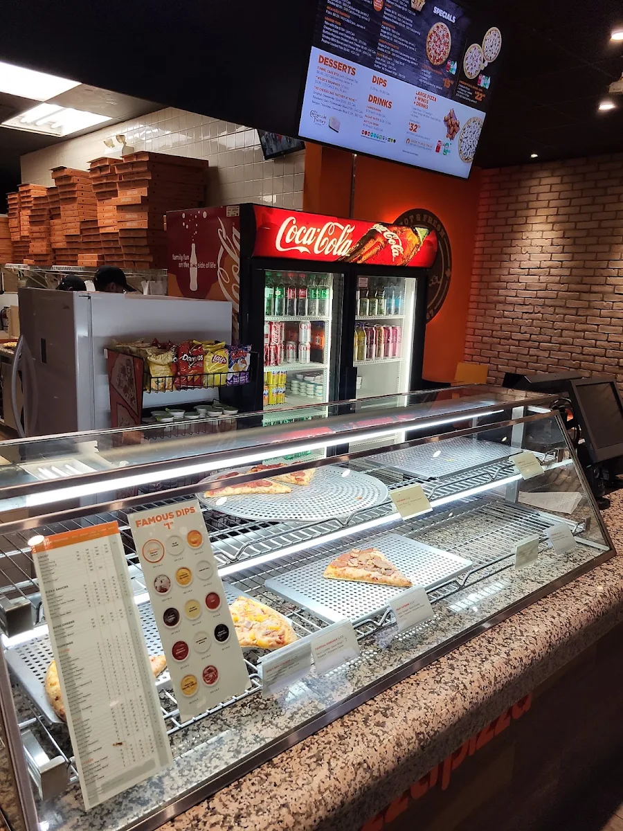 Vibe, Pizza Pizza