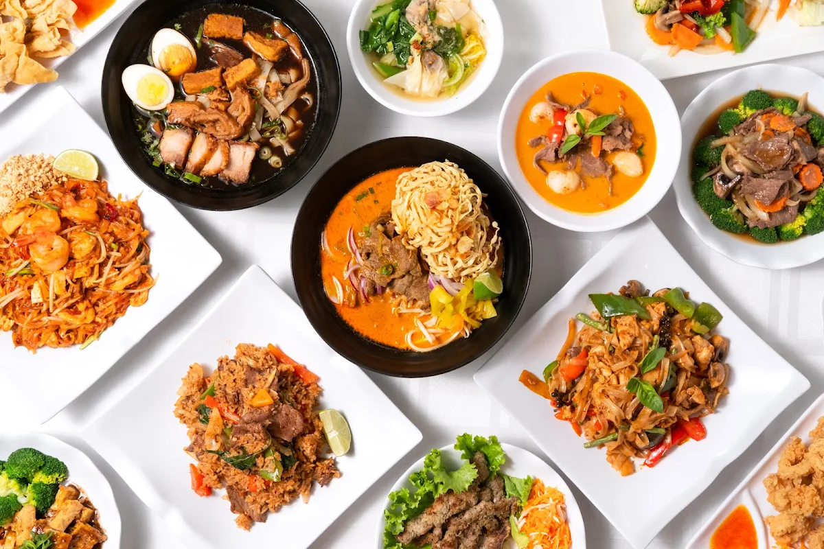 Food & drink, Thai Noodle ก๋วยเตี๋ยวไทย(Guay Tiew Thai)