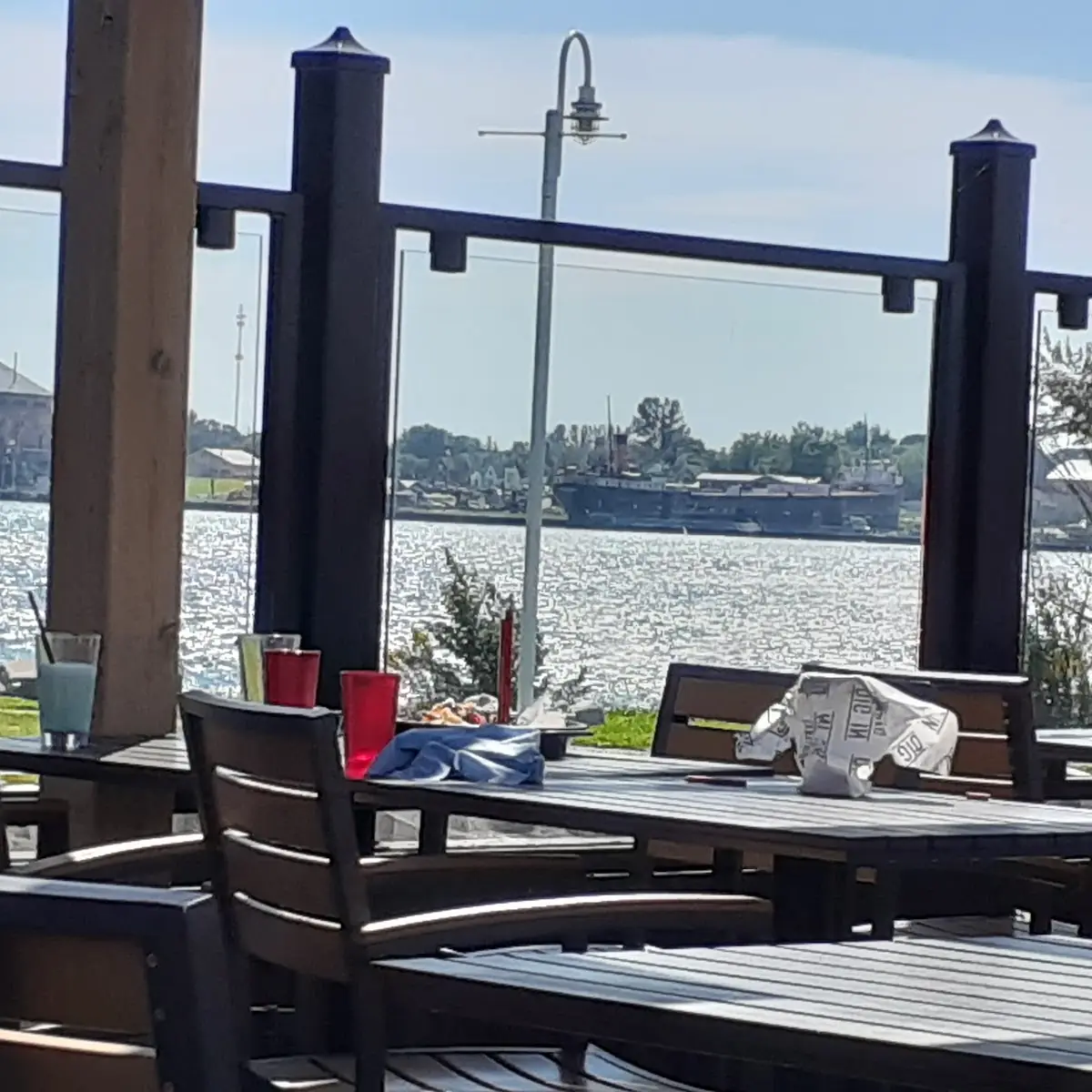Vibe, Montana’s BBQ & Bar