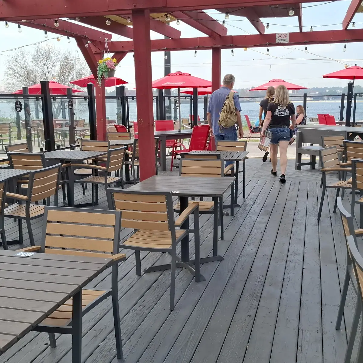 Vibe, Montana’s BBQ & Bar
