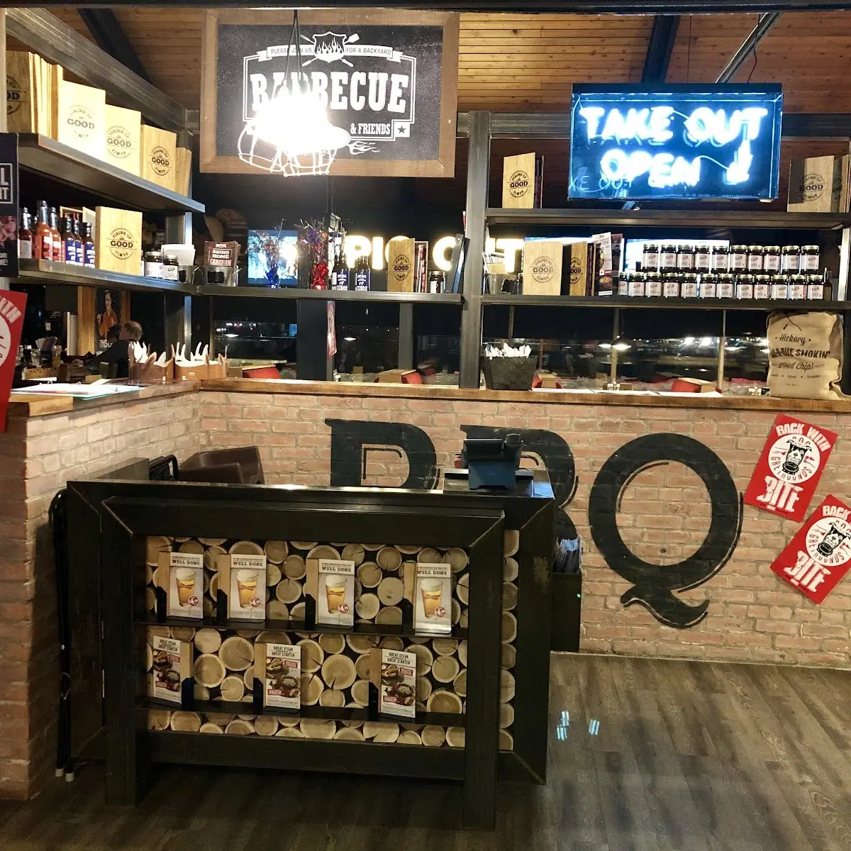 Vibe, Montana’s BBQ & Bar