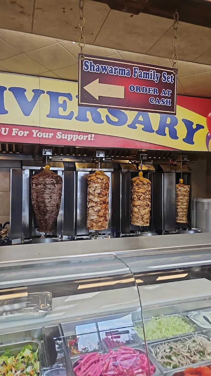 Vibe, Mr Shawarma Restaurant (Kanata)