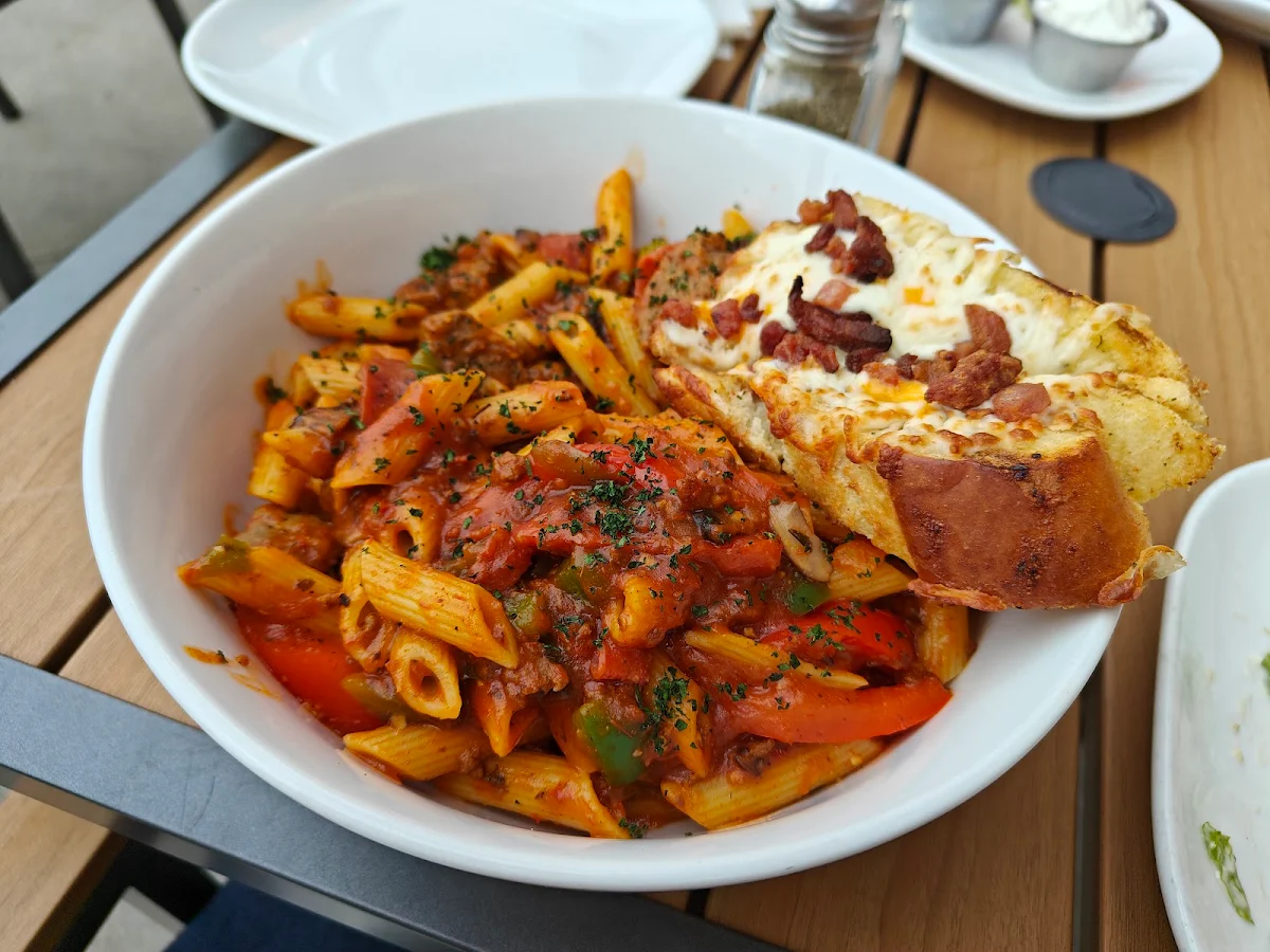 Food & drink, Boston Pizza