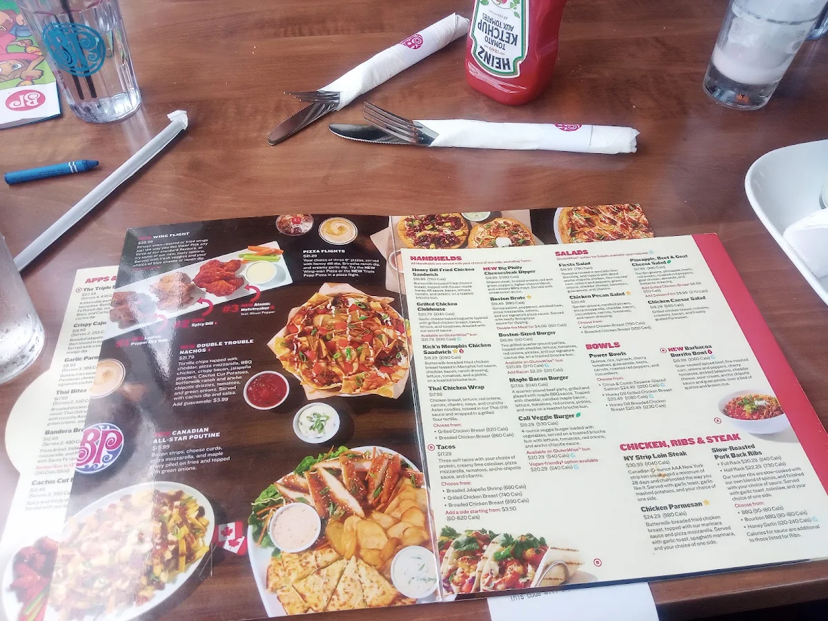Menu, Boston Pizza