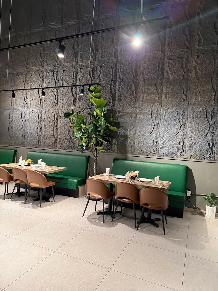 Vibe, Karahi Point Windsor