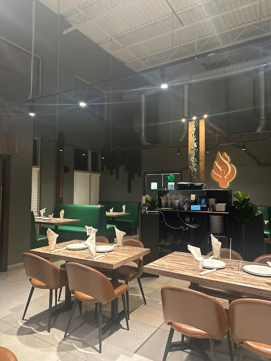 Vibe, Karahi Point Windsor