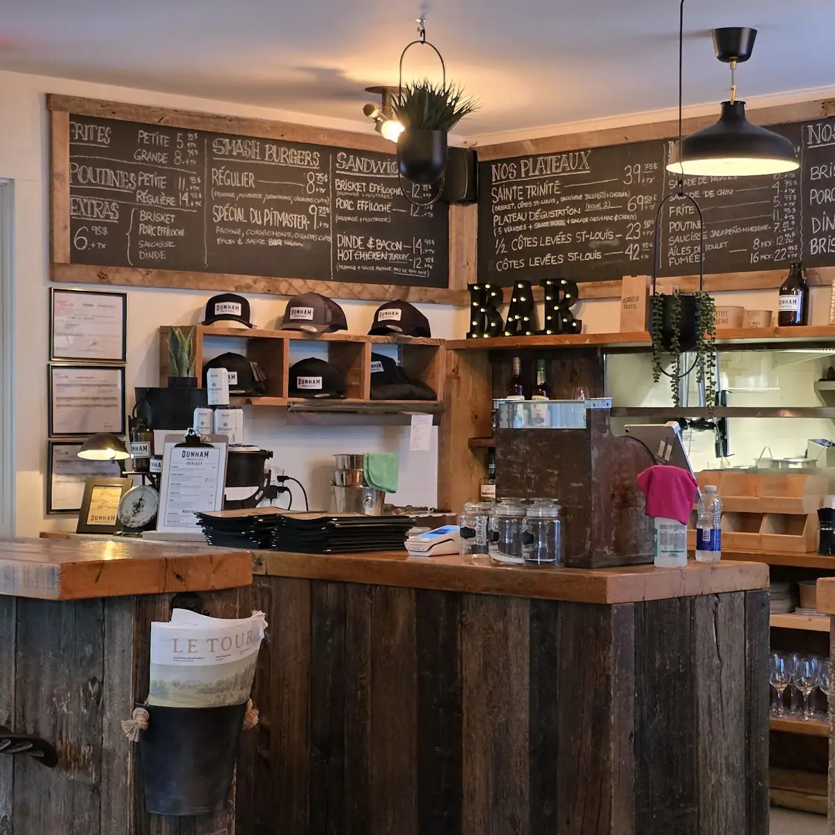Vibe, Dunham Smokehouse