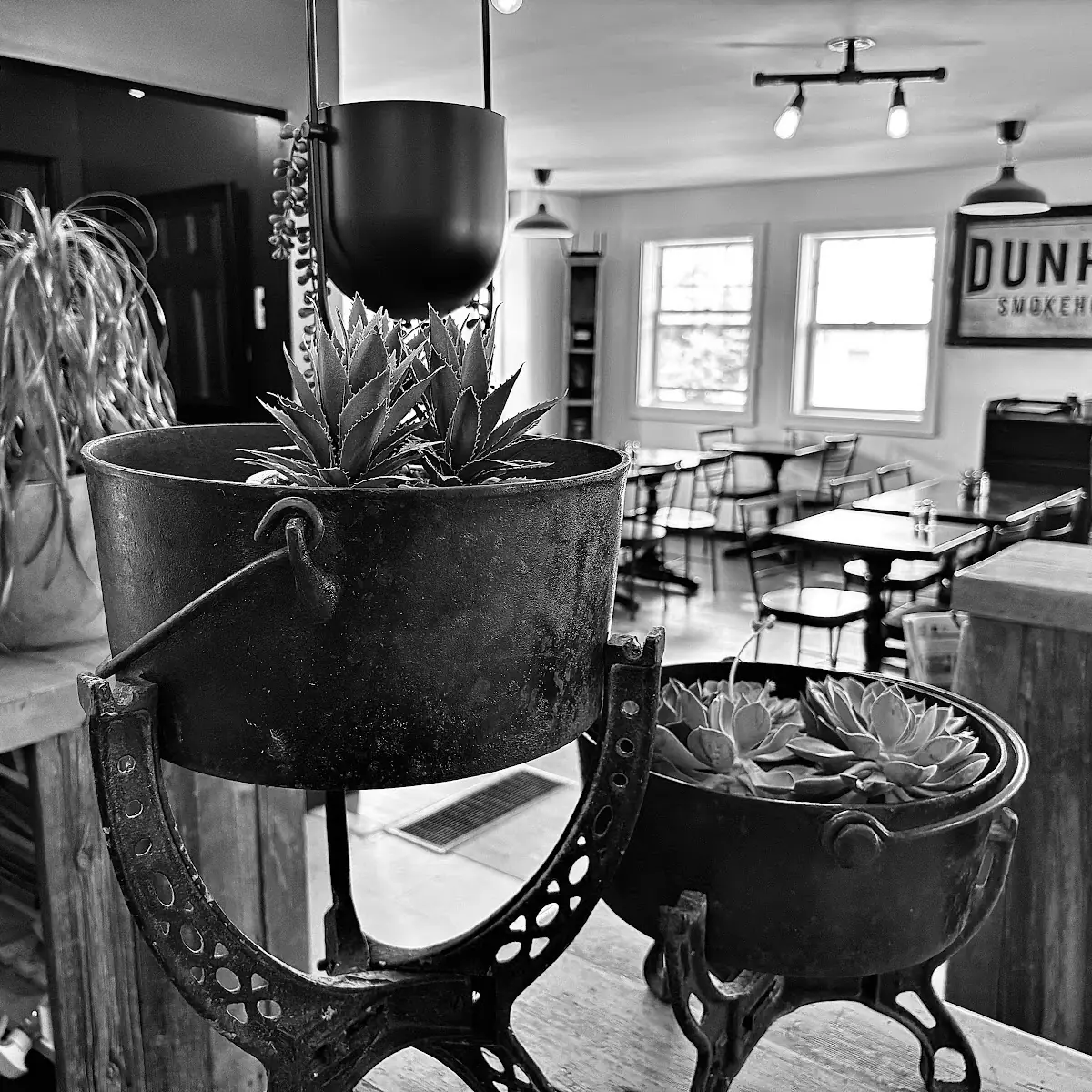Vibe, Dunham Smokehouse