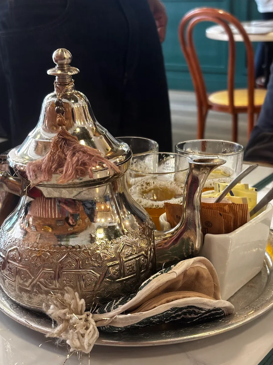 Food & drink, Rayah