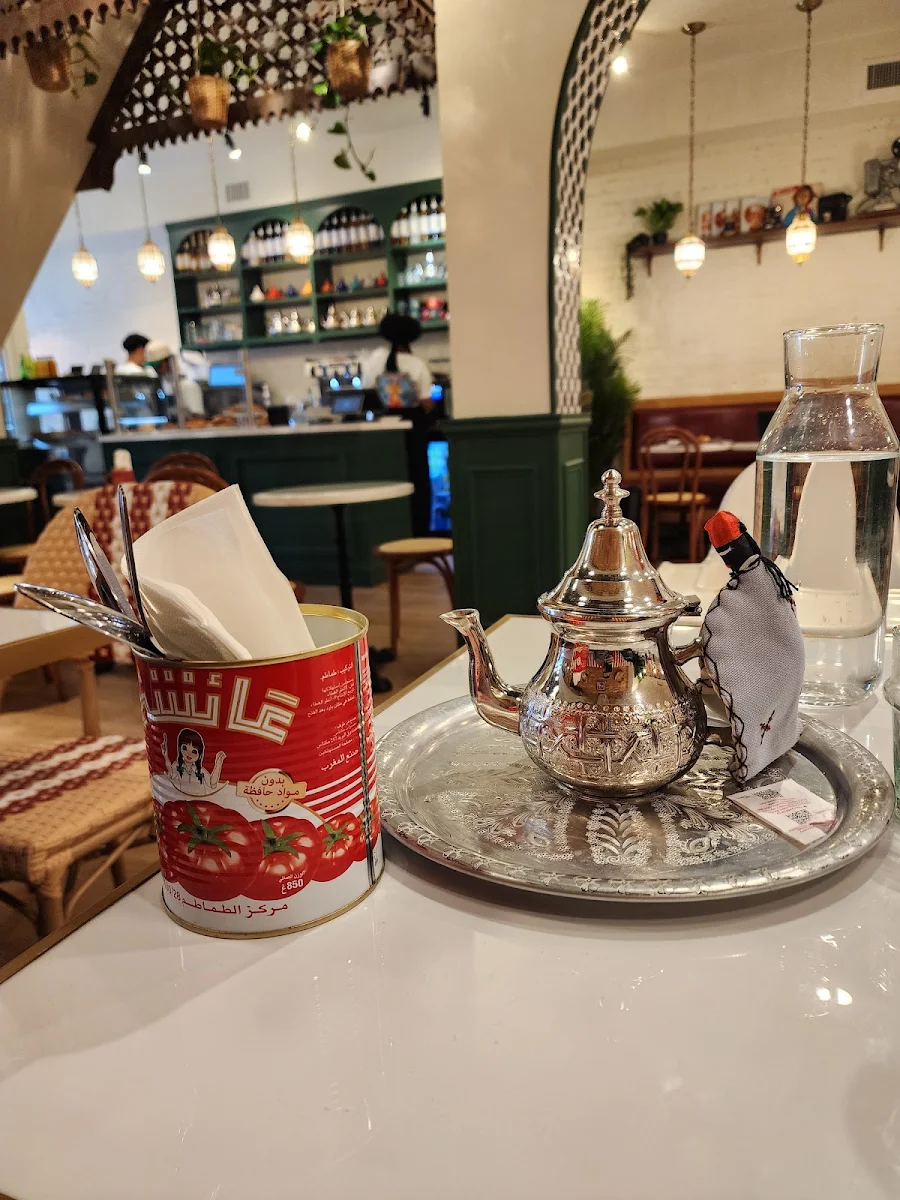 Food & drink, Rayah