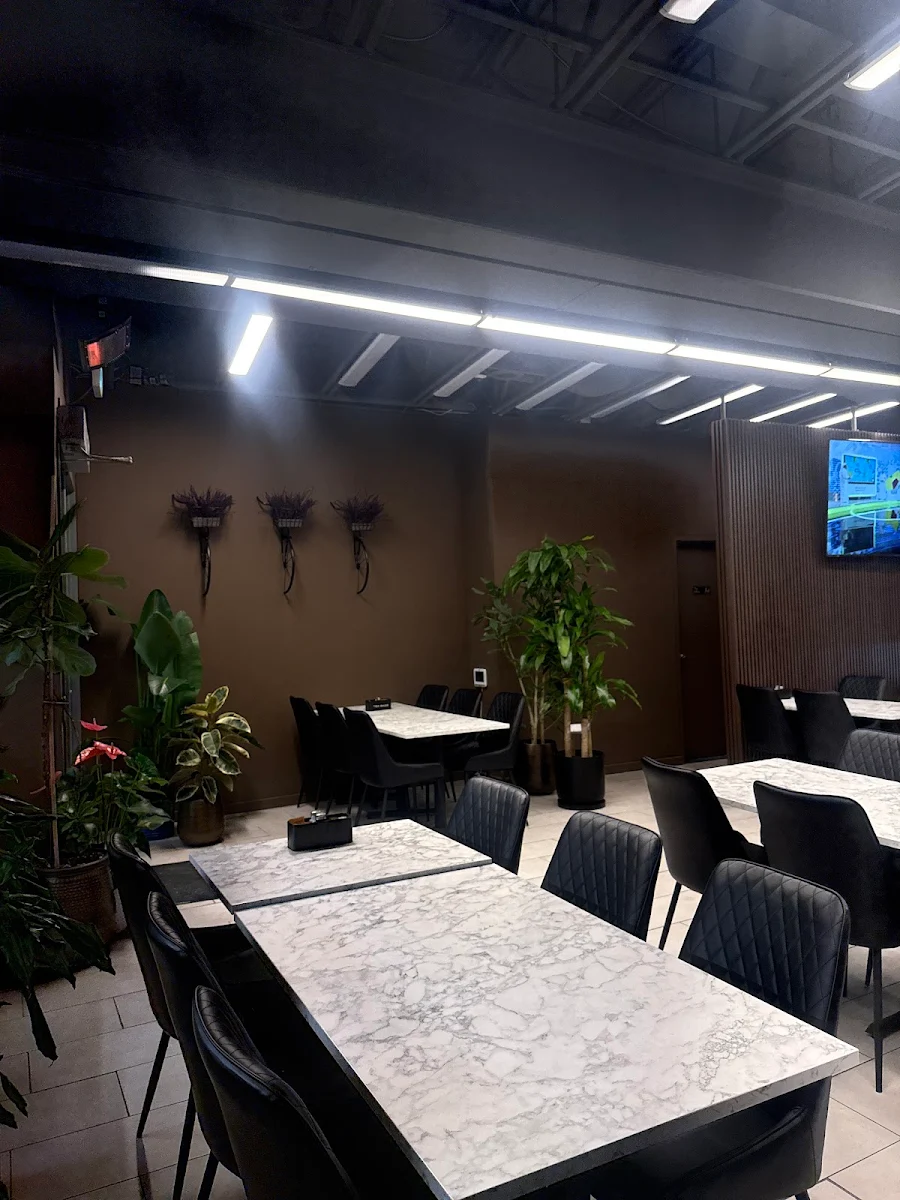 Vibe, Lavendera Restaurant & Cafe