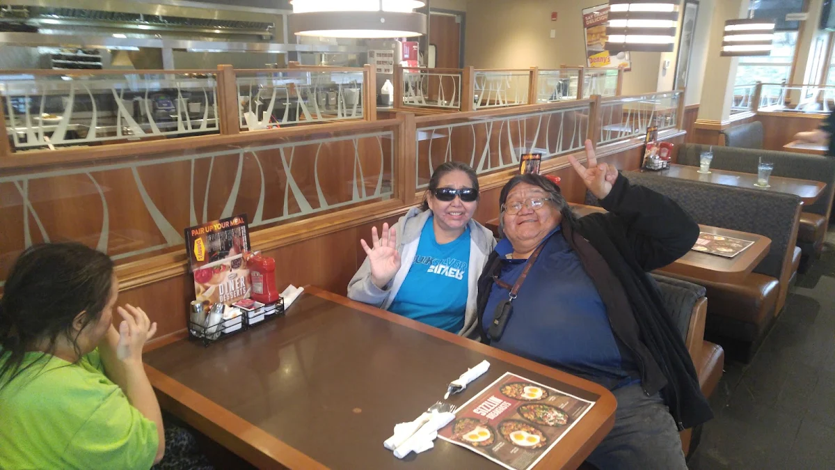 Vibe, Denny's Restaurant Abbotsford - Simon Ave