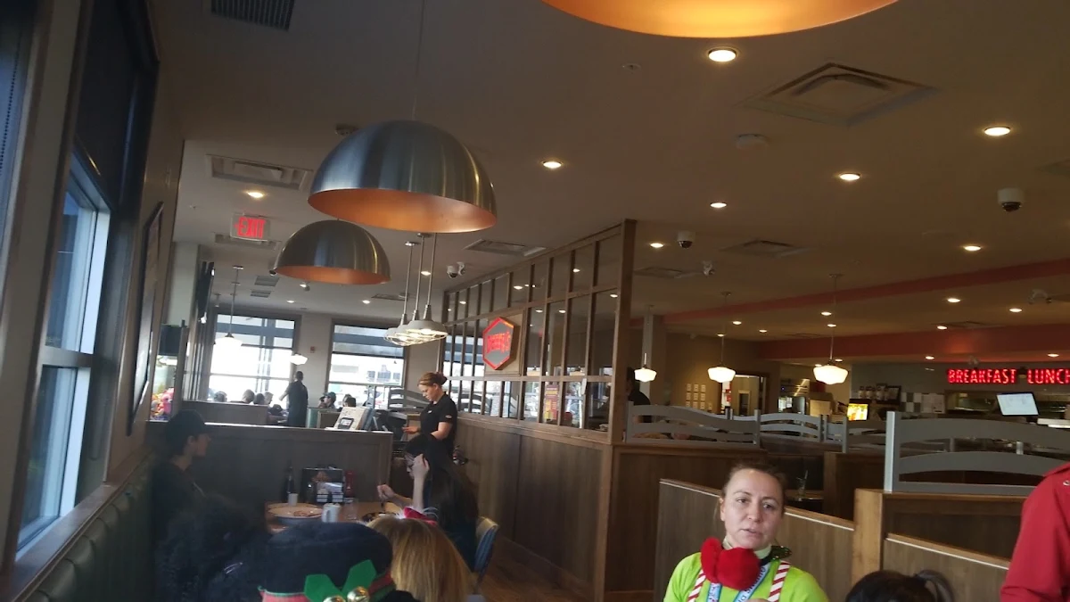 Vibe, Denny's Restaurant Abbotsford - Simon Ave