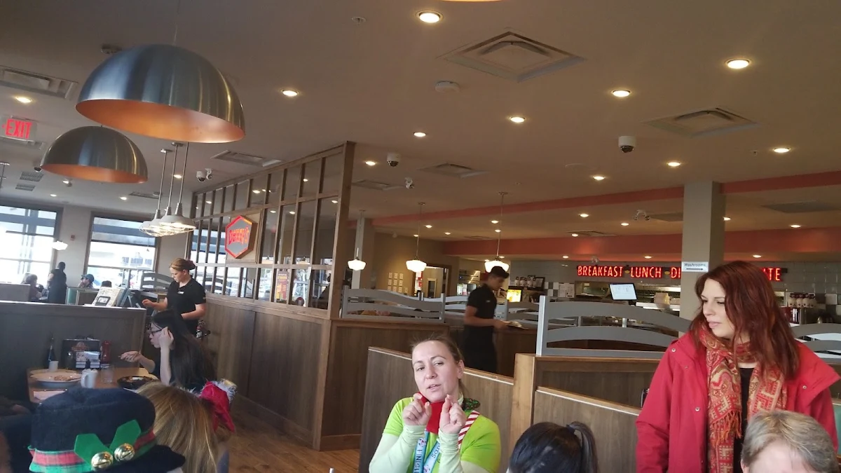 Vibe, Denny's Restaurant Abbotsford - Simon Ave