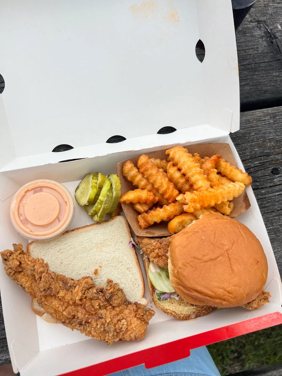 Food & drink, Dave's Hot Chicken