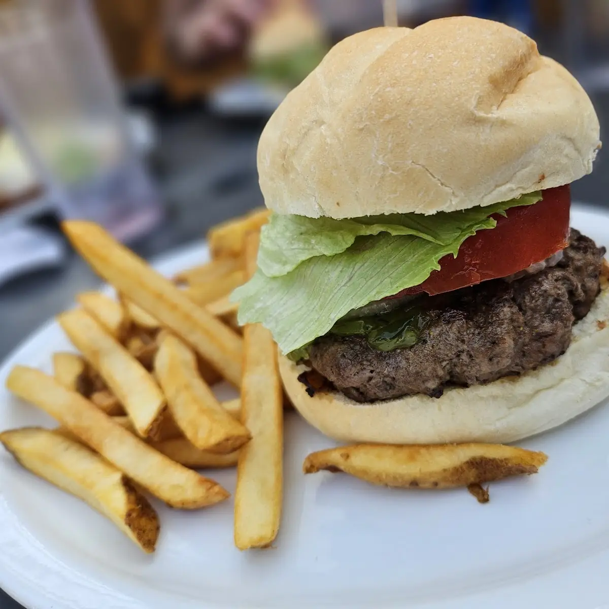Food & drink, Scuttlebutt Tap & Eatery