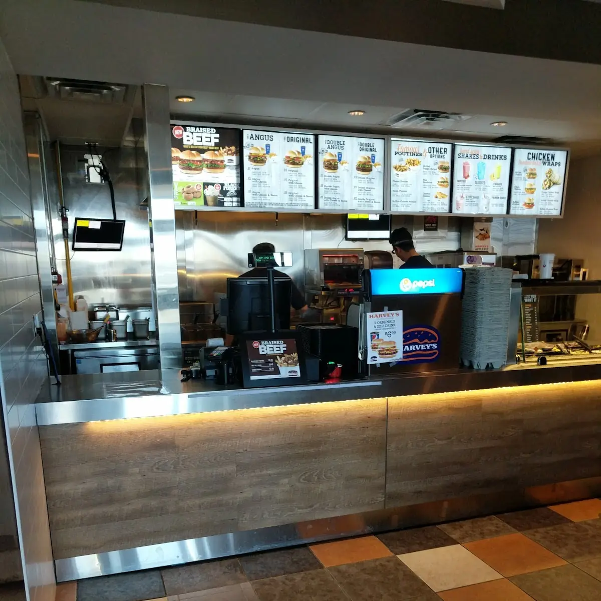 Vibe, Swiss Chalet