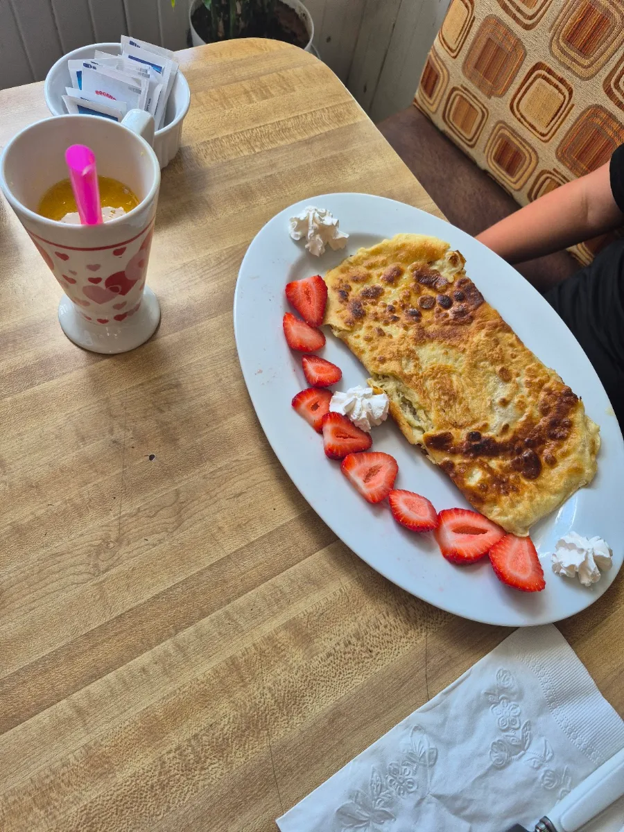 Food & drink, Mina Café