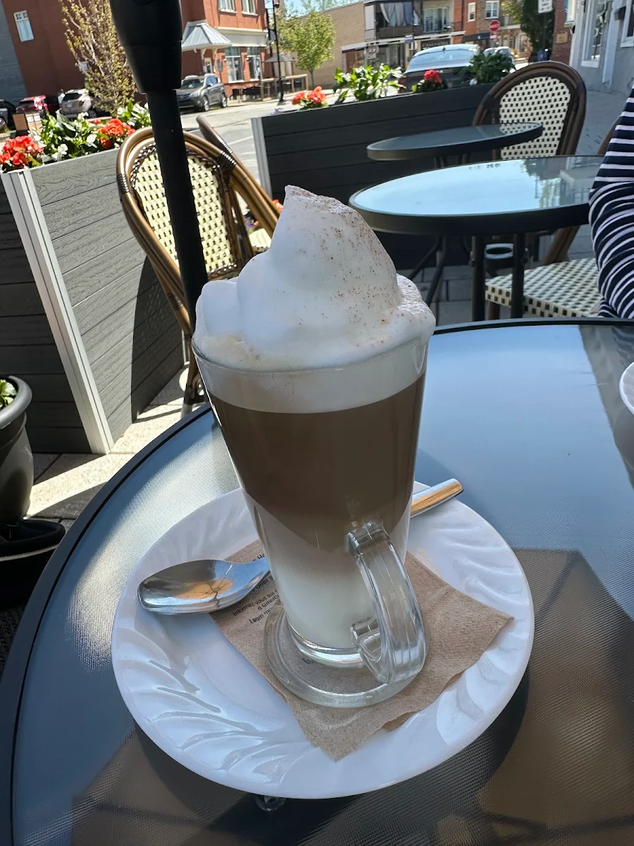 Food & drink, Mina Café