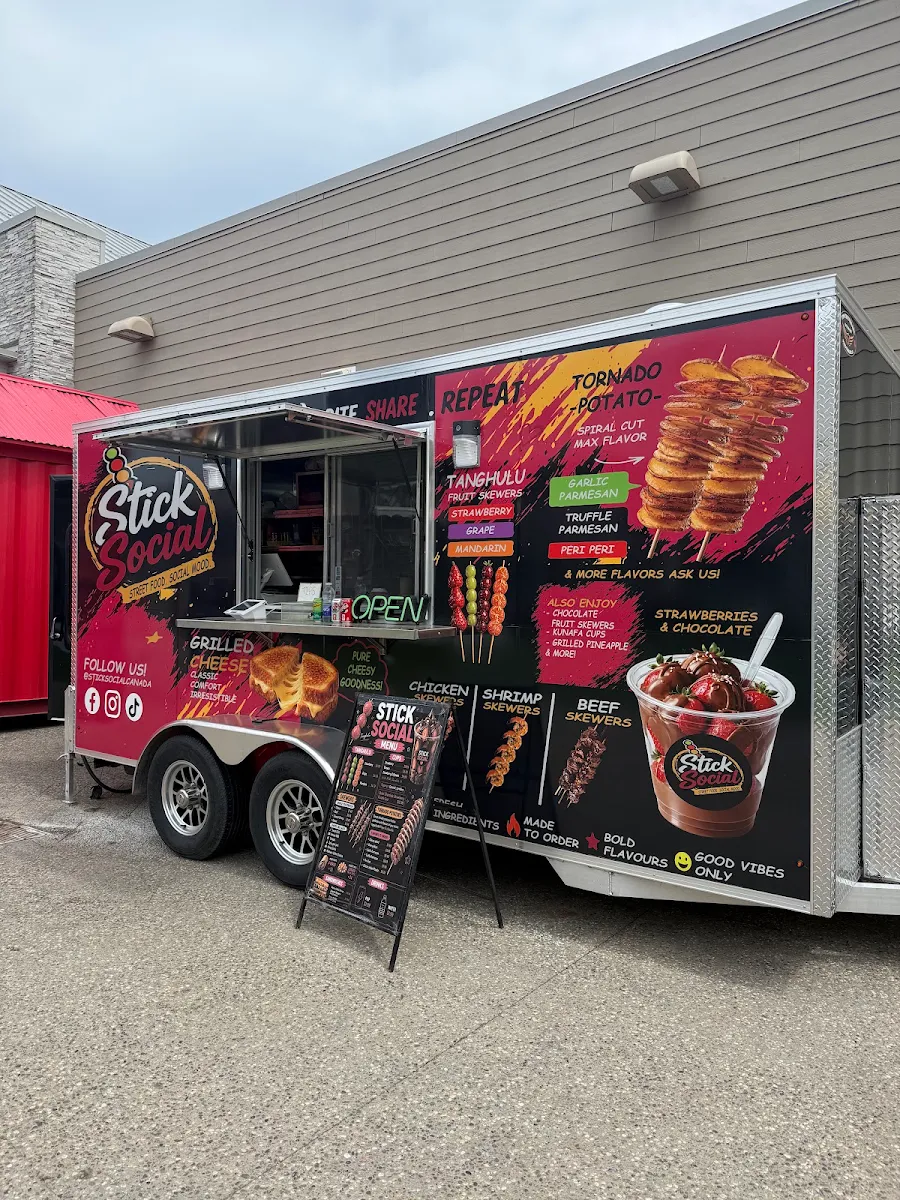 Menu, Stick Social