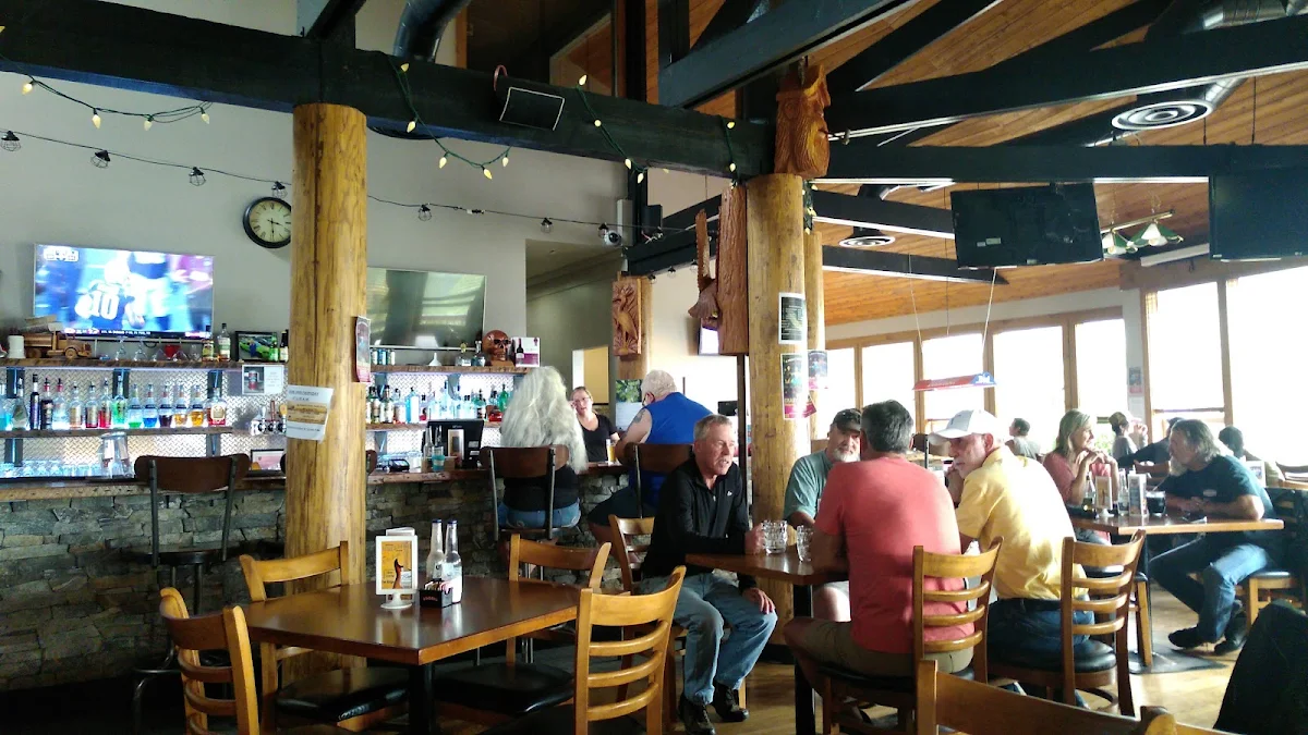 Vibe, The Ridge Roadhouse