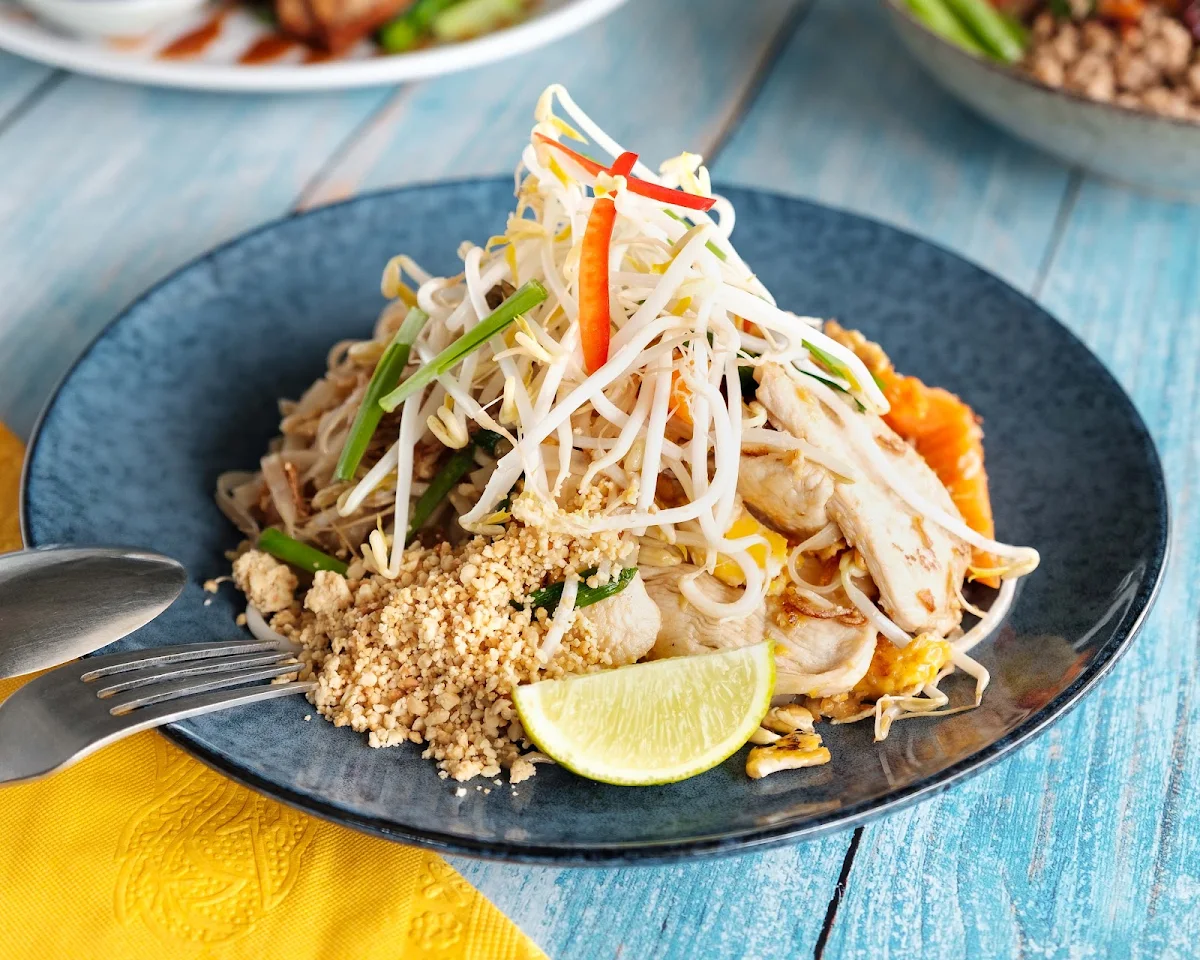 Food & drink, Land Thai Cuisine Newport