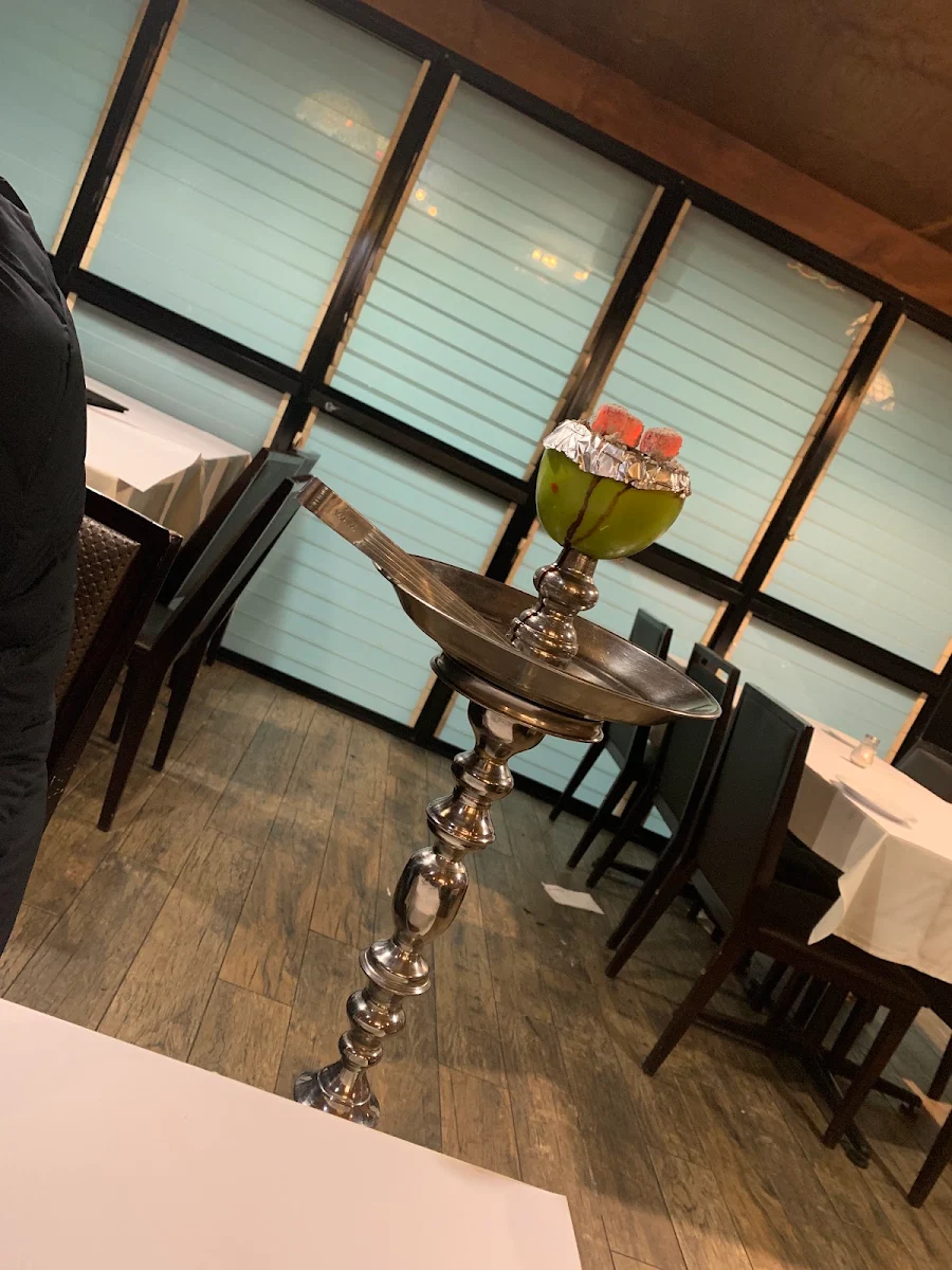 Vibe, Gebran Lebanese Cuisine