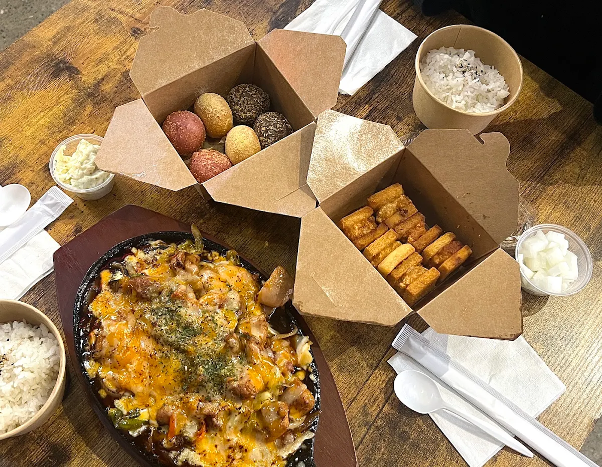 Food & drink, BB.Q Chicken