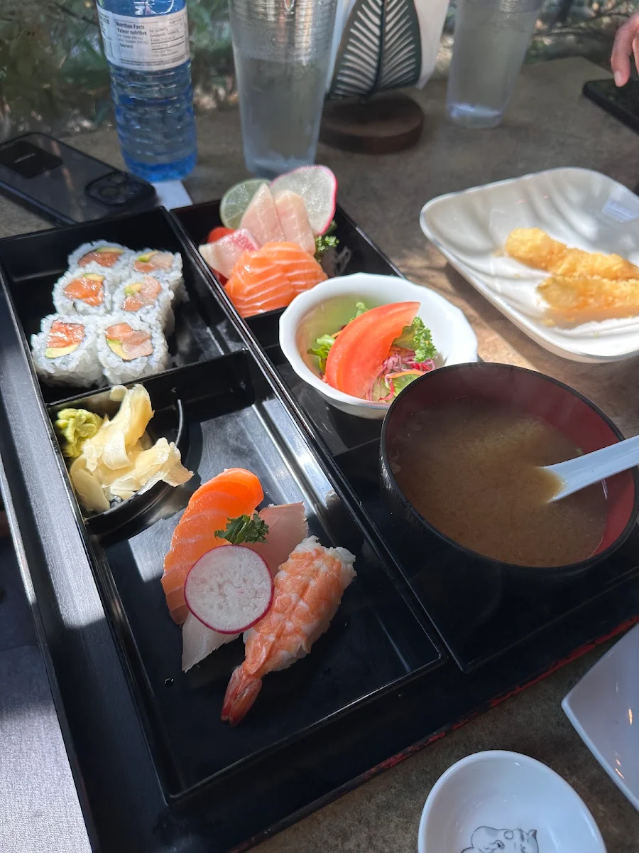 Food & drink, Tokyo Avenue