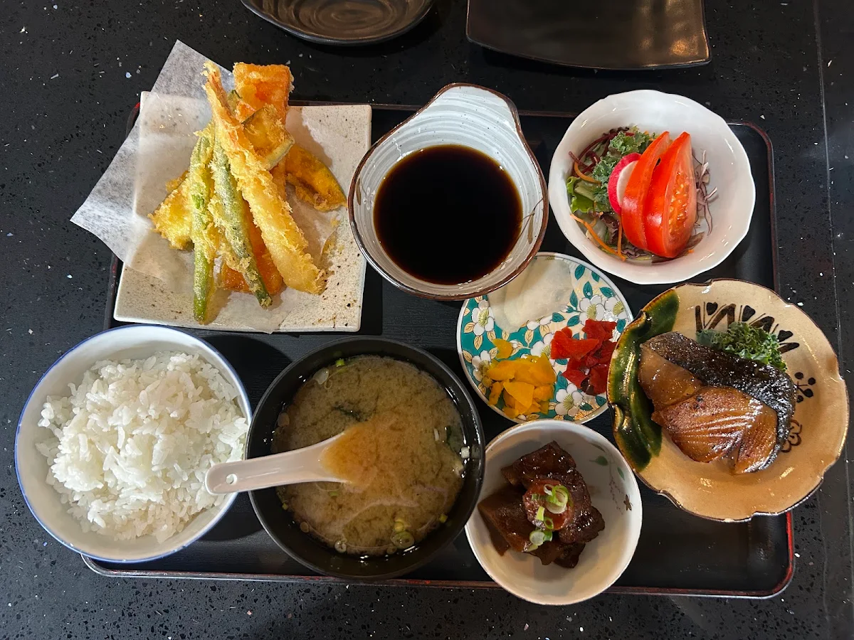 Food & drink, Tokyo Avenue