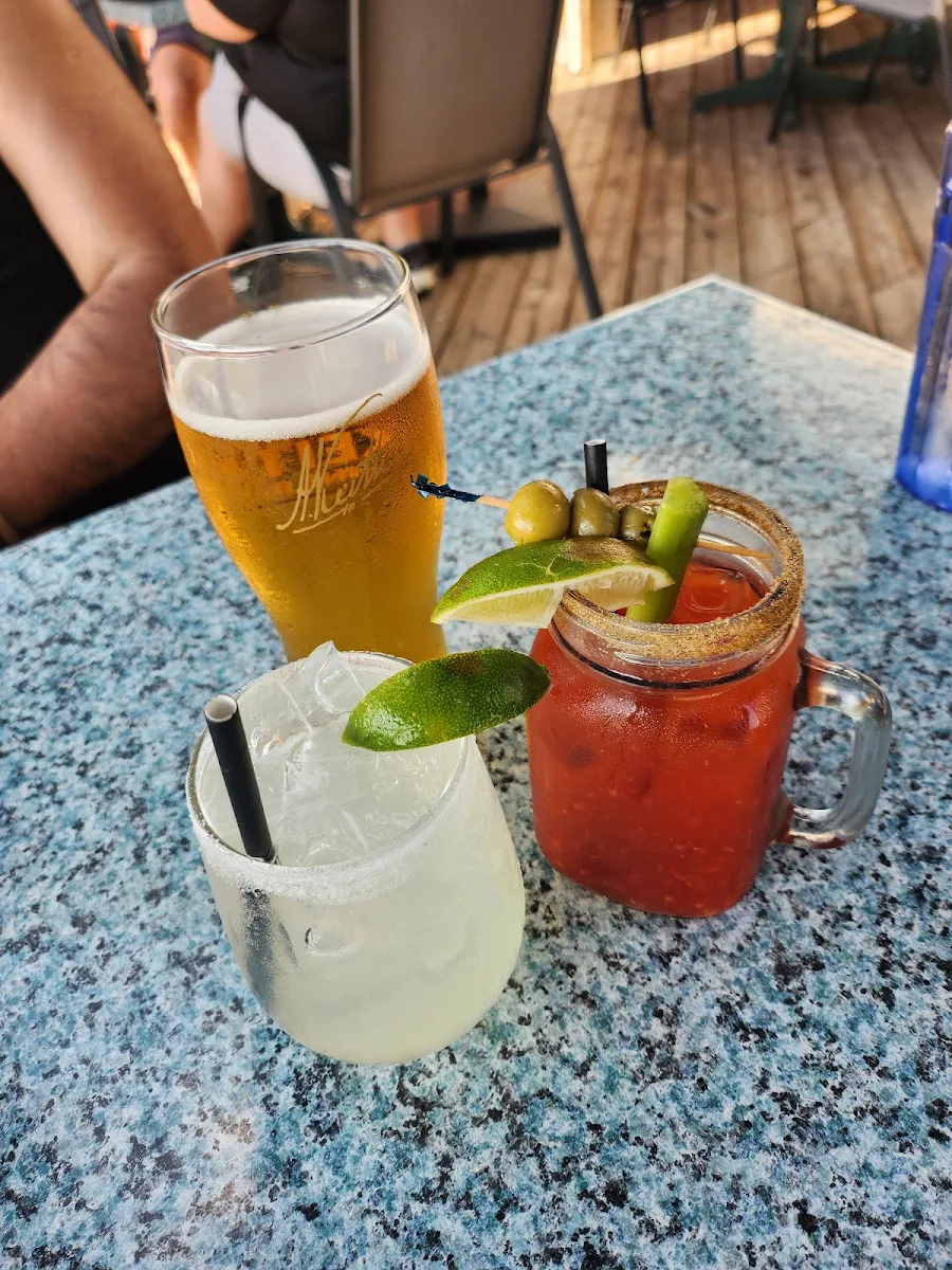 Food & drink, The Beach Lakefront Bar & Grill