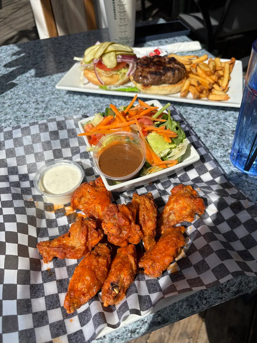 Food & drink, The Beach Lakefront Bar & Grill