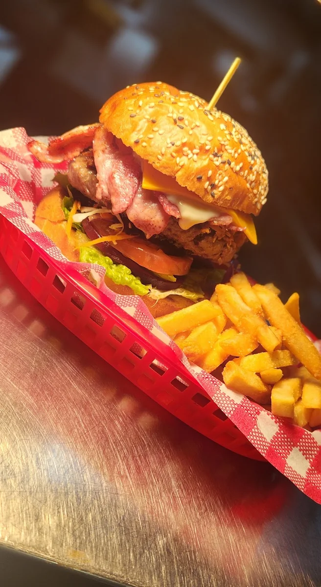Food & drink, Tamborine Diner