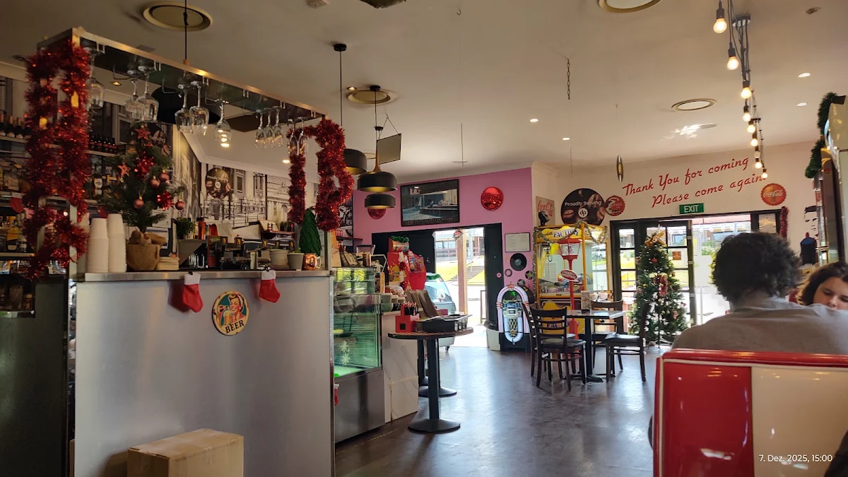 Vibe, Tamborine Diner