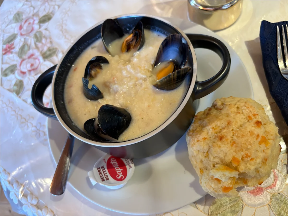 Food & drink, Mifflin's Tea Room
