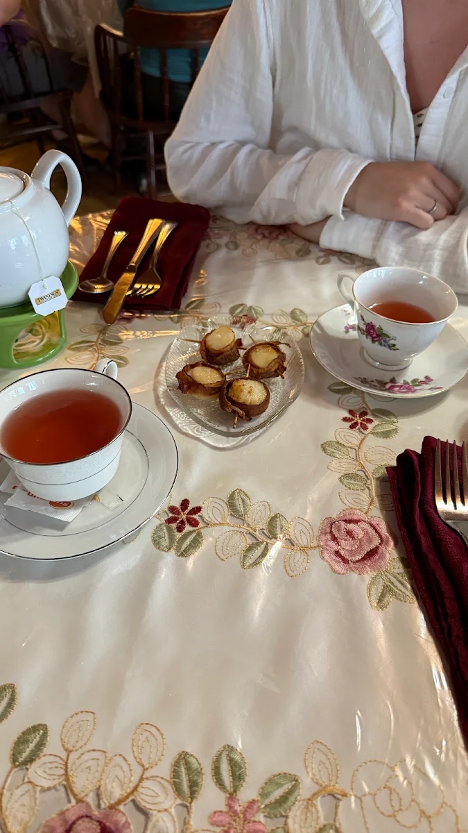 Food & drink, Mifflin's Tea Room