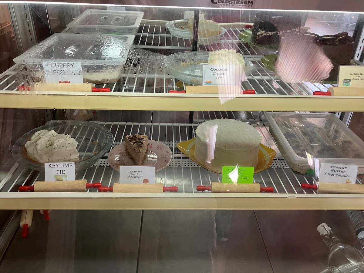 Vibe, Mifflin's Tea Room