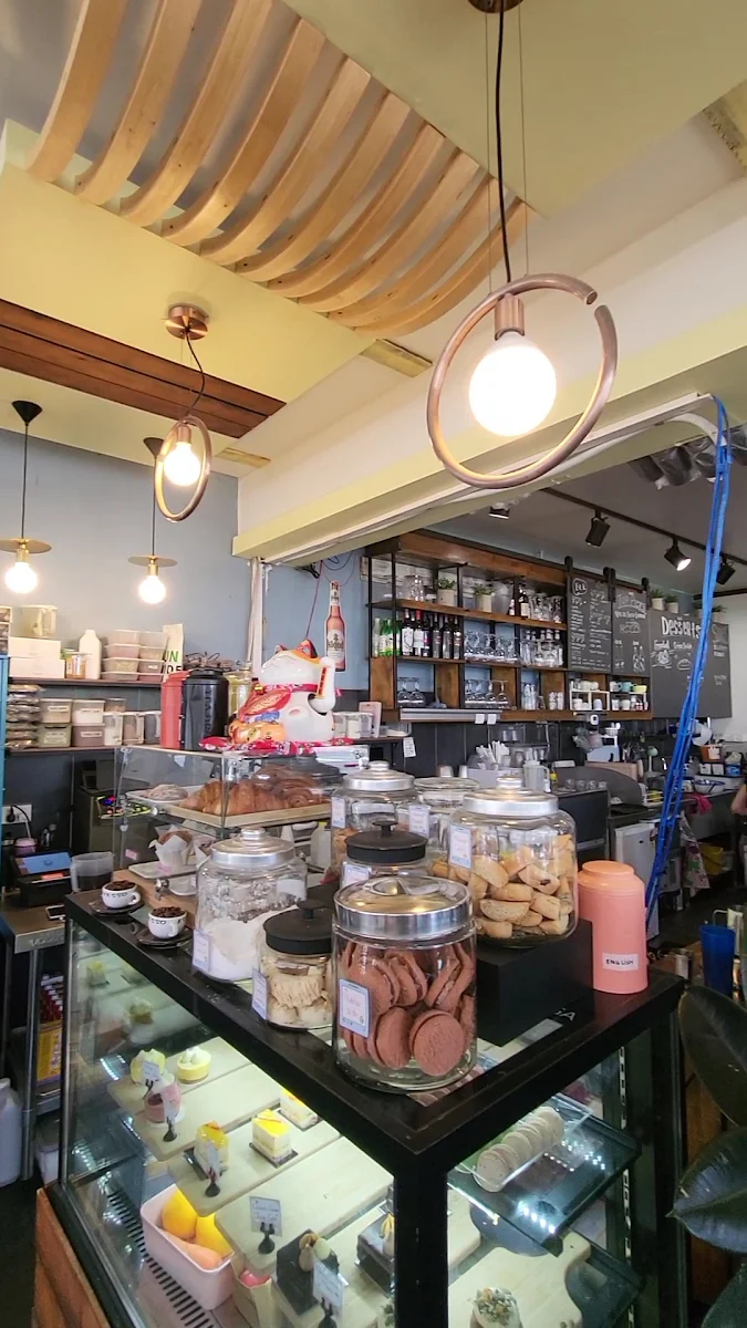 Vibe, Bek Cafe Restaurant and Dessert Maribyrnong