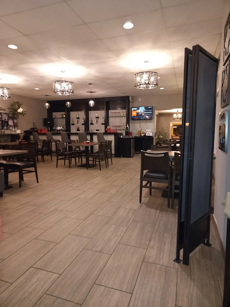 Vibe, Filane's Restaurant
